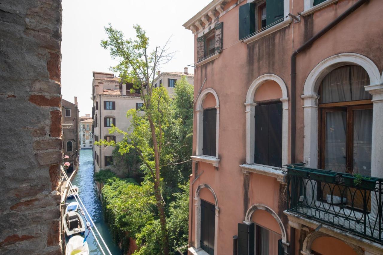 San Polo Canal View Apartments By Wonderful Italy Venedig Exteriör bild